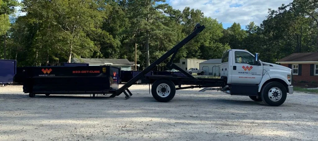 truck picking up container