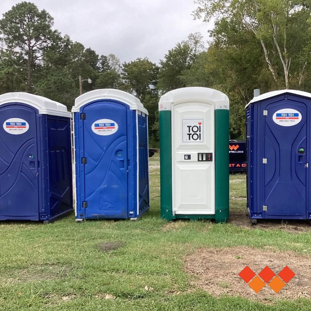 Portable toilets for job sites from Waste Cubes
